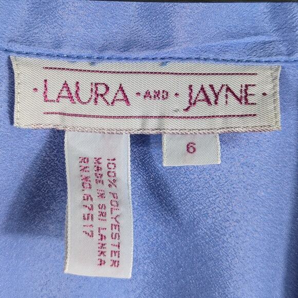 Laura & Jayne Womens 6 Blue Short Sleeve Button Front Blouse Vintage 90s Top - Picture 2 of 3